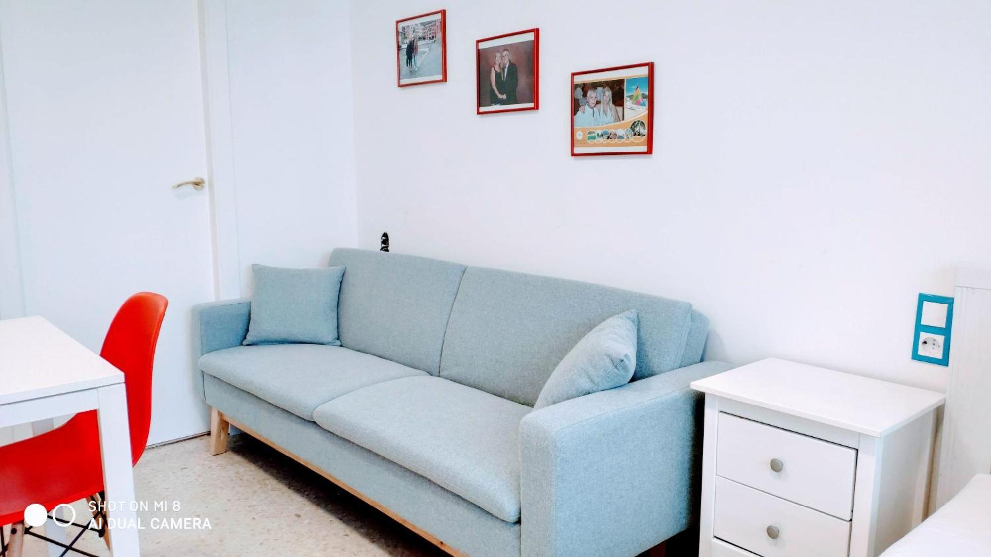 Hostal Estudios บาดาโลนา ภายนอก รูปภาพ