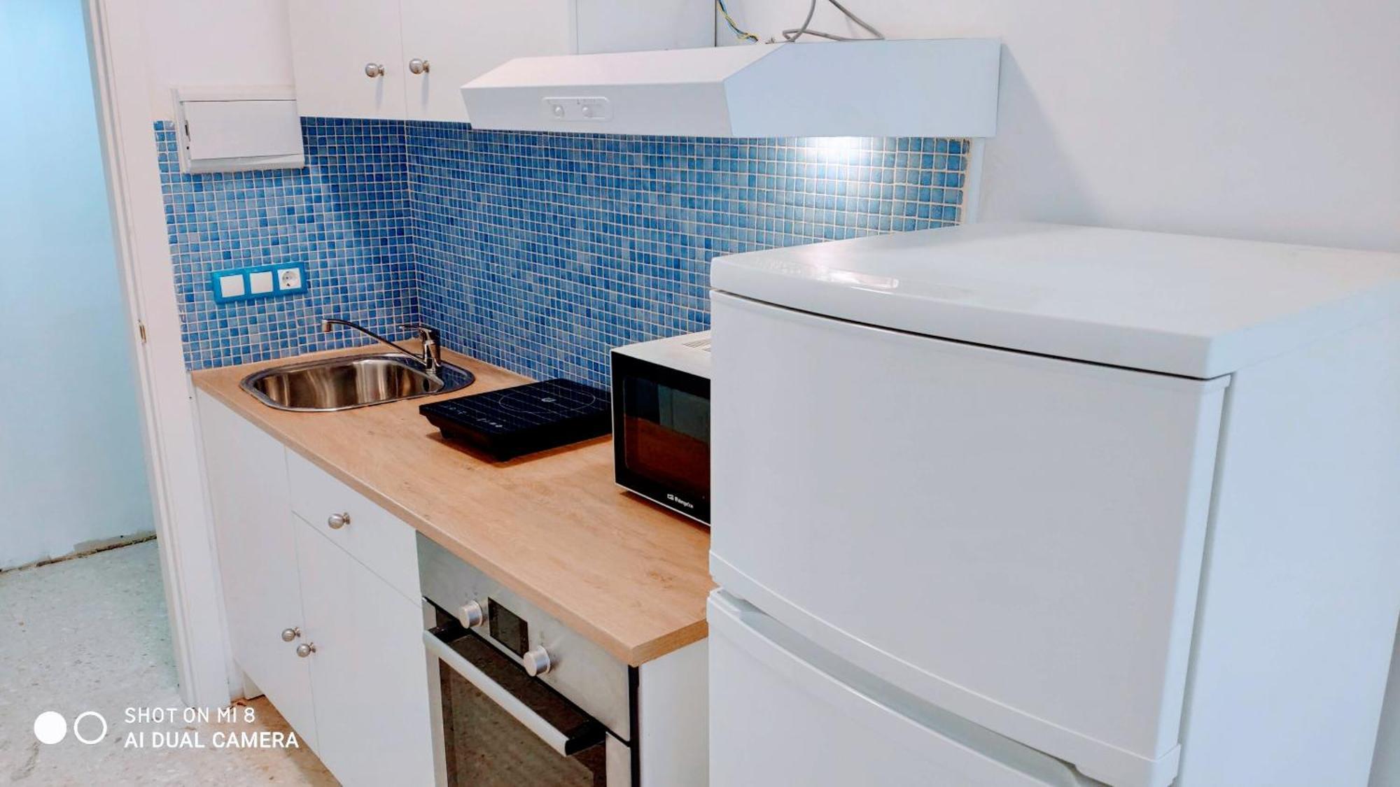 Hostal Estudios บาดาโลนา ภายนอก รูปภาพ